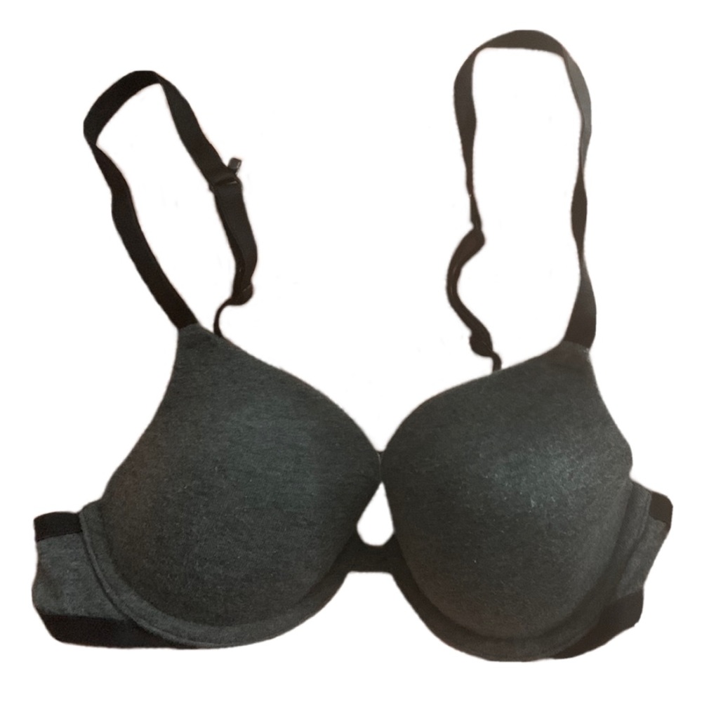 Xhilaration perfect t-shirt bra size 32A